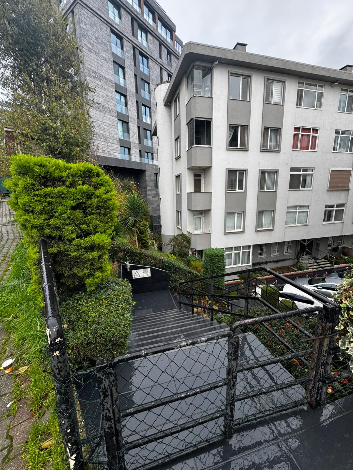 Akmerkez Komşusu, Four Seasons Yanı Başında Satılık Ofis&Konut