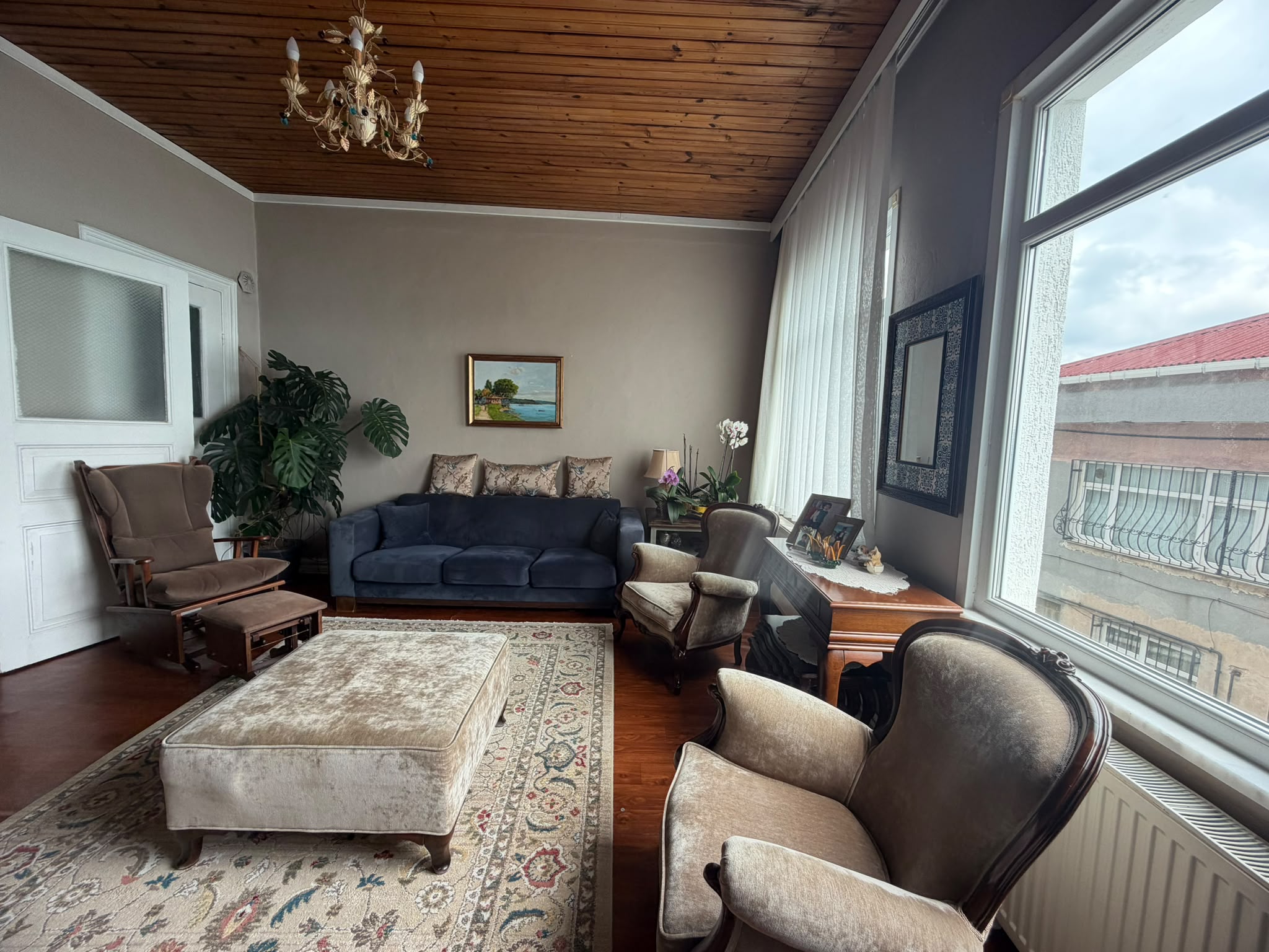 SARIYER YENİMAHALLE'DE SATILIK  BOĞAZ MANZARALI 3 KATLI BİNA - 2