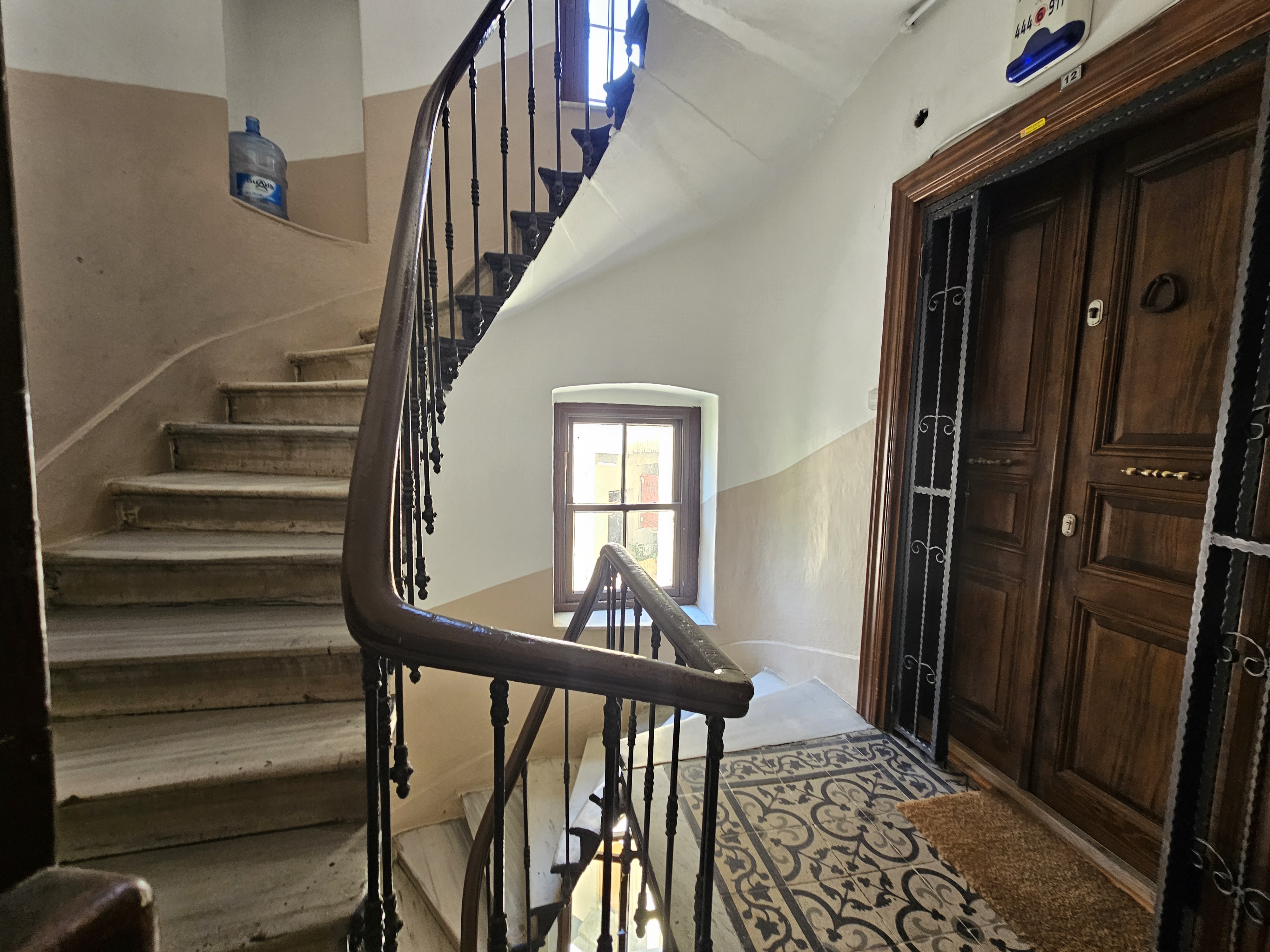 ÖMER HAYYAM'DA AIRBNB'YE UYGUN  FIRSAT SATILIK  - 11