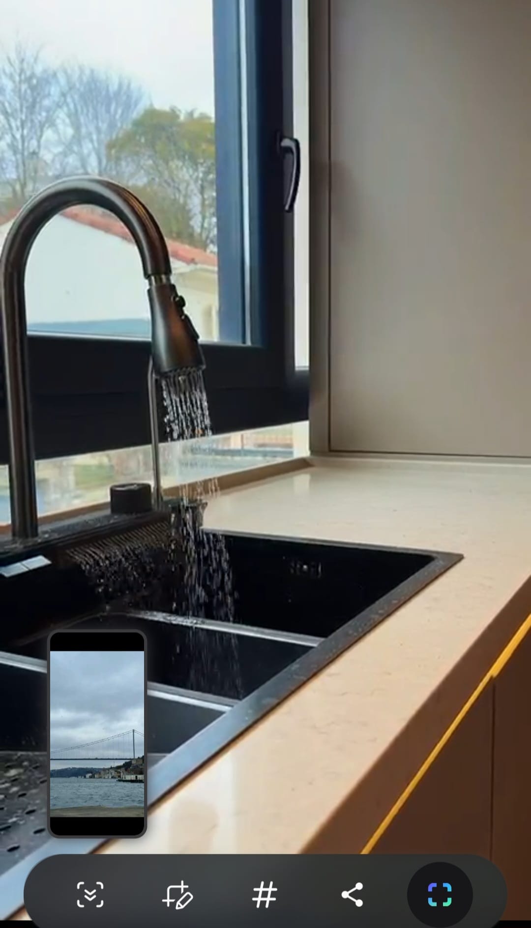 EMİRGAN'DA BOĞAZ MANZARALI YENİLENMİŞ 3+1 DAİRE - 9