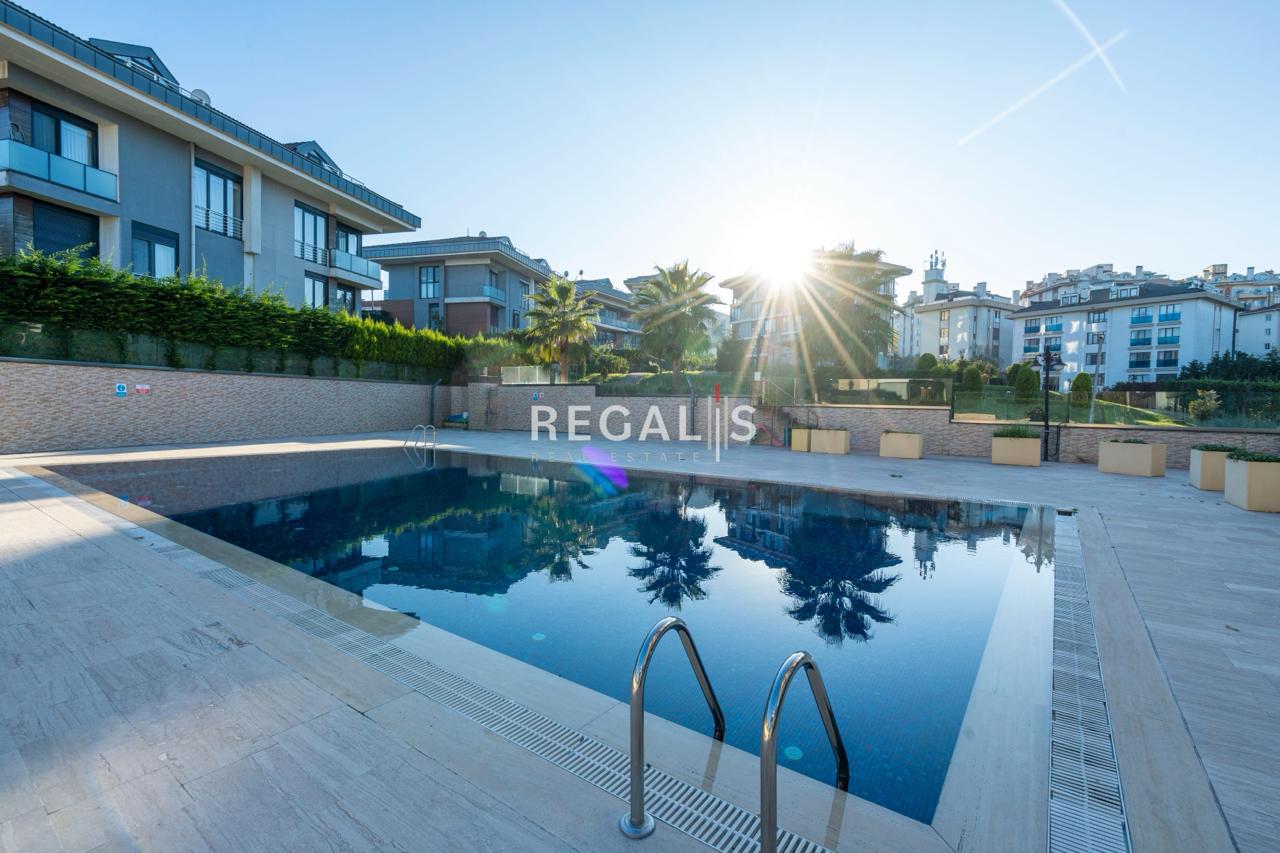 ZEKERİYAKÖY MARİTZA LOFT'TA MÜSTAKİL BAHÇELİ 3+1 SATILIK DAİRE