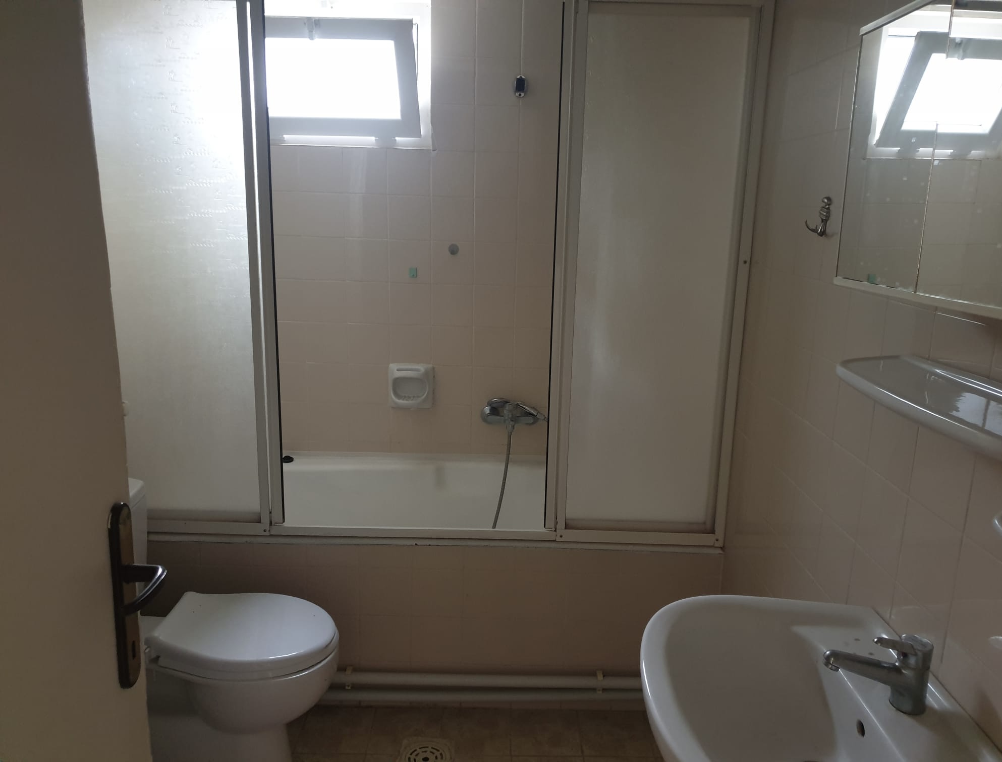 ANTALYA KONYAALTI'NDA GÜRSU ALTIN SİTESİ 2+1 DAİRE - 11