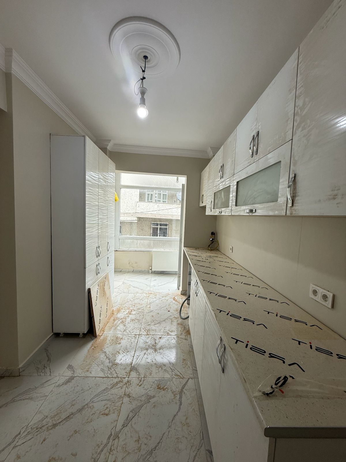 TARABYA AYDINEVLER'DE, İTÜ ONAYLI GÜÇLENDİRMELİ, MANZARALI, 2+1. 3+1 ALTERNATİF DAİRELER - 8