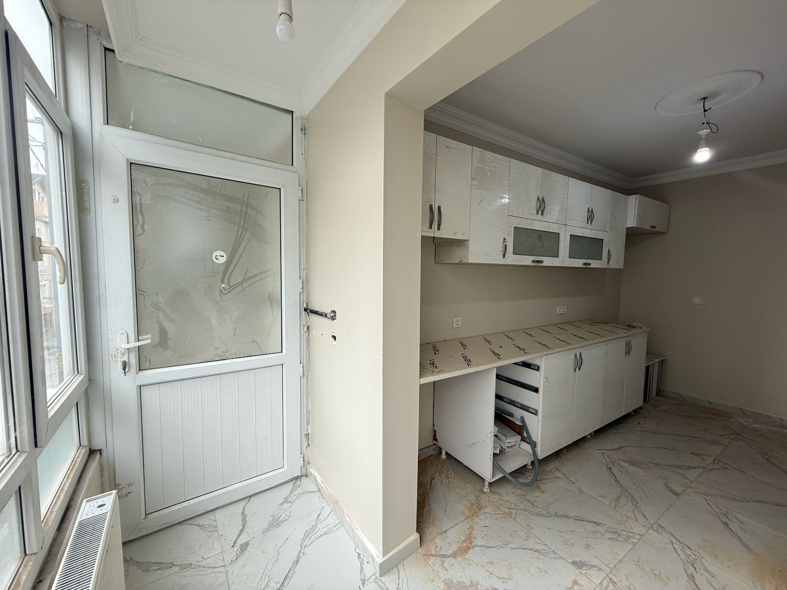 TARABYA AYDINEVLER'DE, İTÜ ONAYLI GÜÇLENDİRMELİ, MANZARALI, 2+1. 3+1 ALTERNATİF DAİRELER - 38