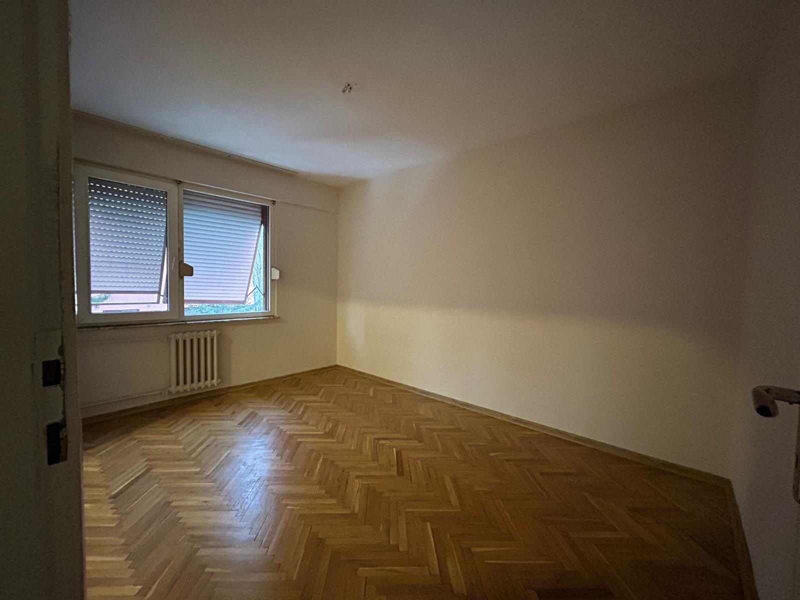 LEVENT KONAKLAR, OTAŞ SİTESİ'NDE 150M2 NET, ŞÖMİNELİ,  3+1 ARA KAT DAİRE - 17