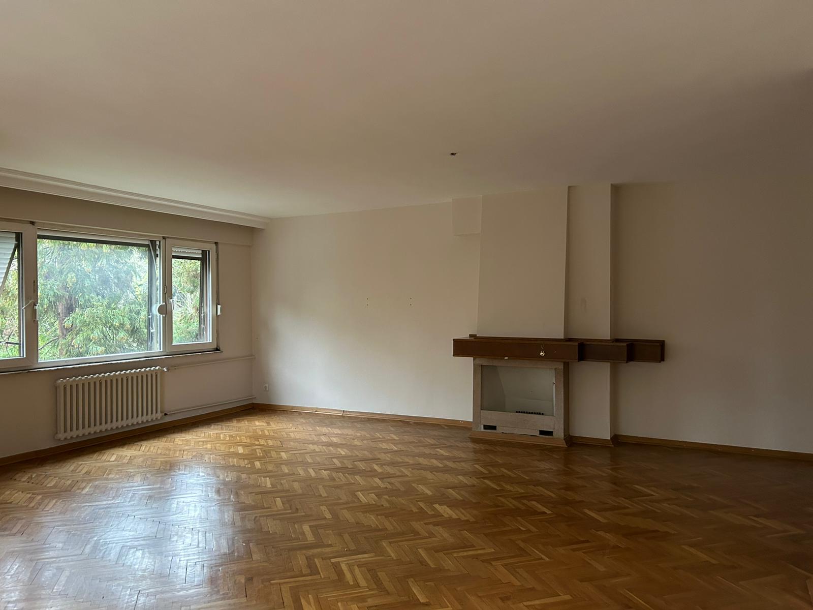 LEVENT KONAKLAR, OTAŞ SİTESİ'NDE 150M2 NET, ŞÖMİNELİ,  3+1 ARA KAT DAİRE - 3