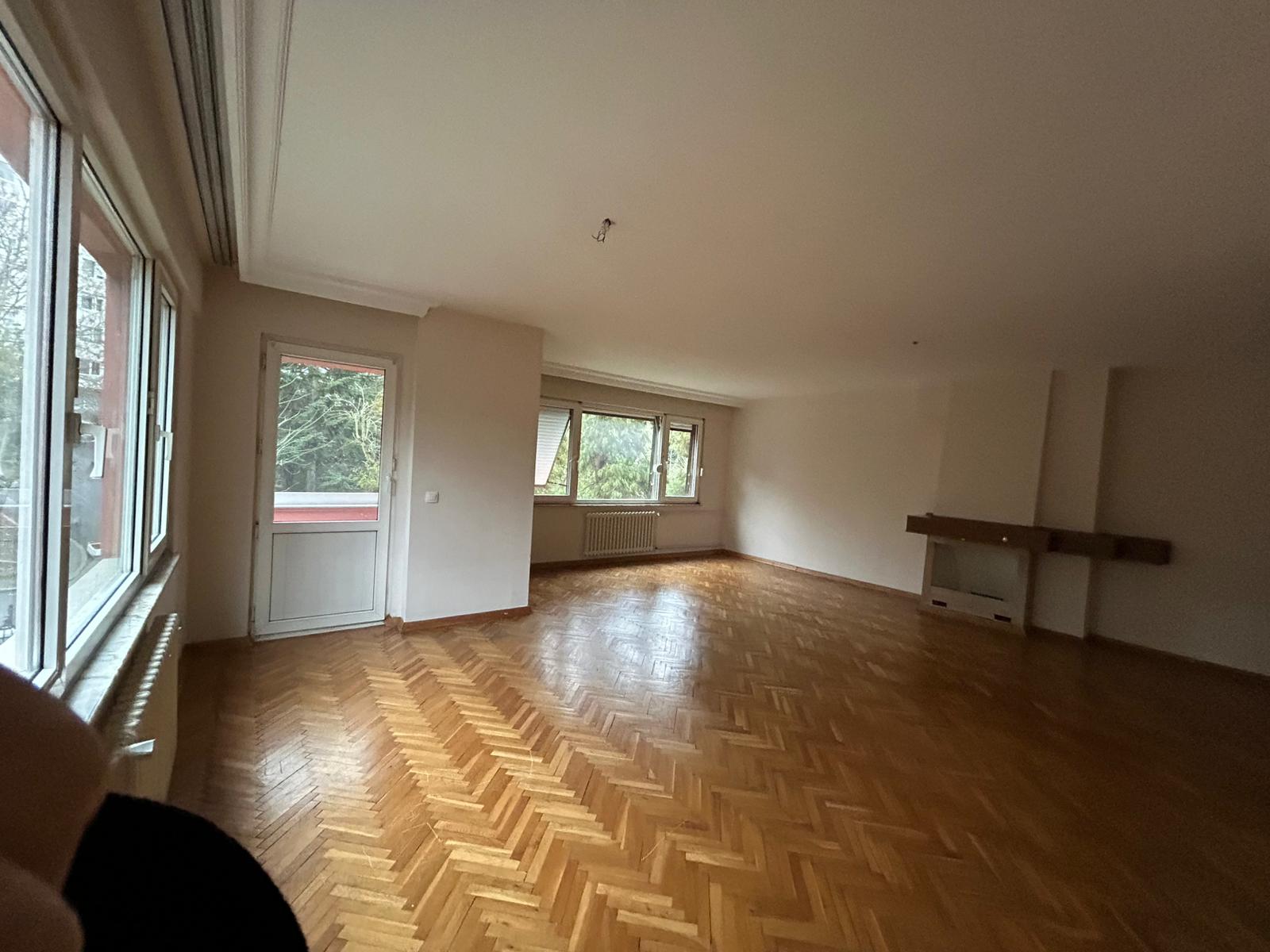 LEVENT KONAKLAR, OTAŞ SİTESİ'NDE 150M2 NET, ŞÖMİNELİ,  3+1 ARA KAT DAİRE - 15