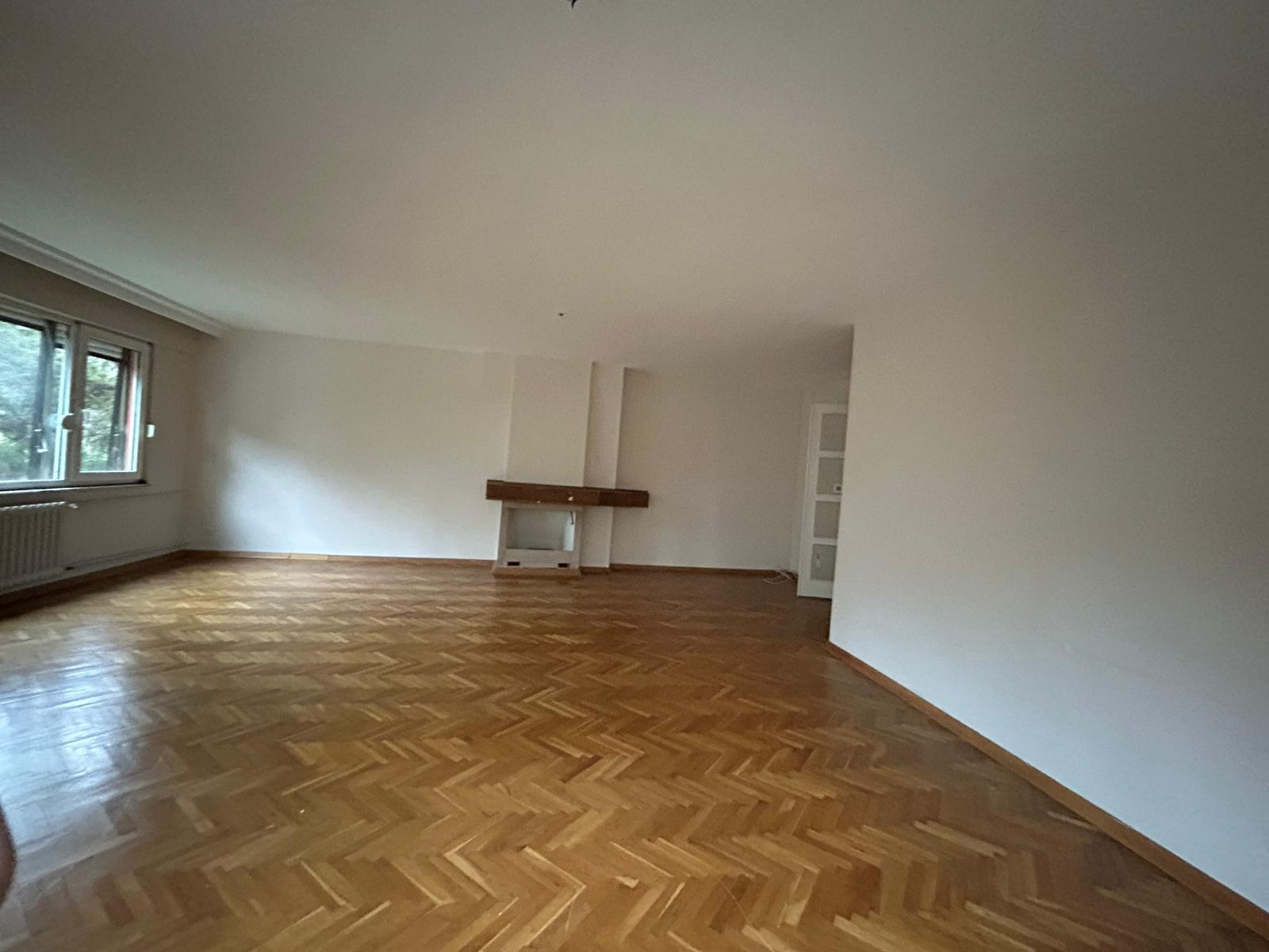 LEVENT KONAKLAR, OTAŞ SİTESİ'NDE 150M2 NET, ŞÖMİNELİ,  3+1 ARA KAT DAİRE - 6