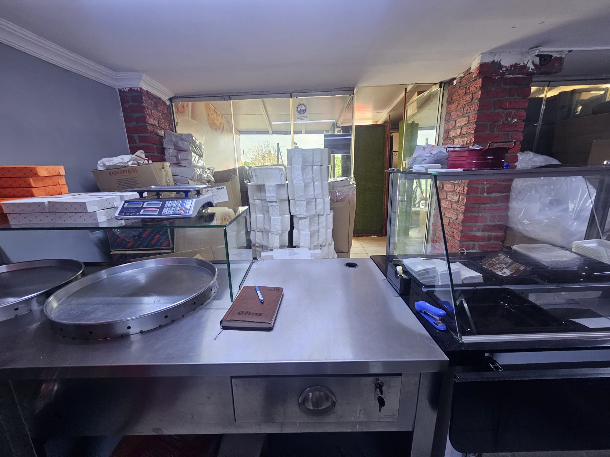 ZEKERİYAKÖY ACARLAR KOÇ ÜNİ. BÖLGESİNDE DEVREN KİRALIK DÜKKAN - 12