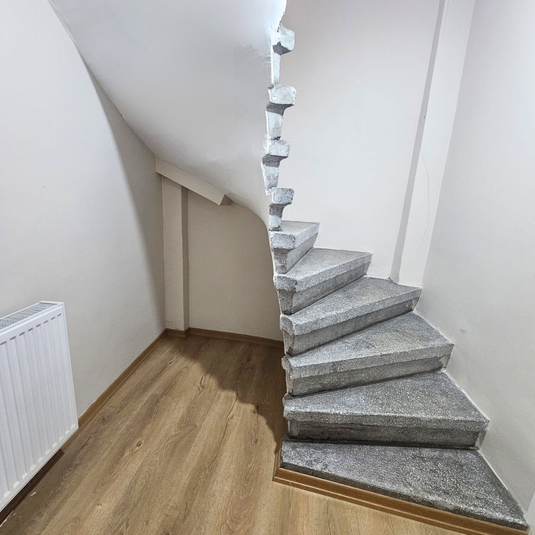 RUMELİHİSARI'NDA 4+1 MÜSATAKİL EV - 16