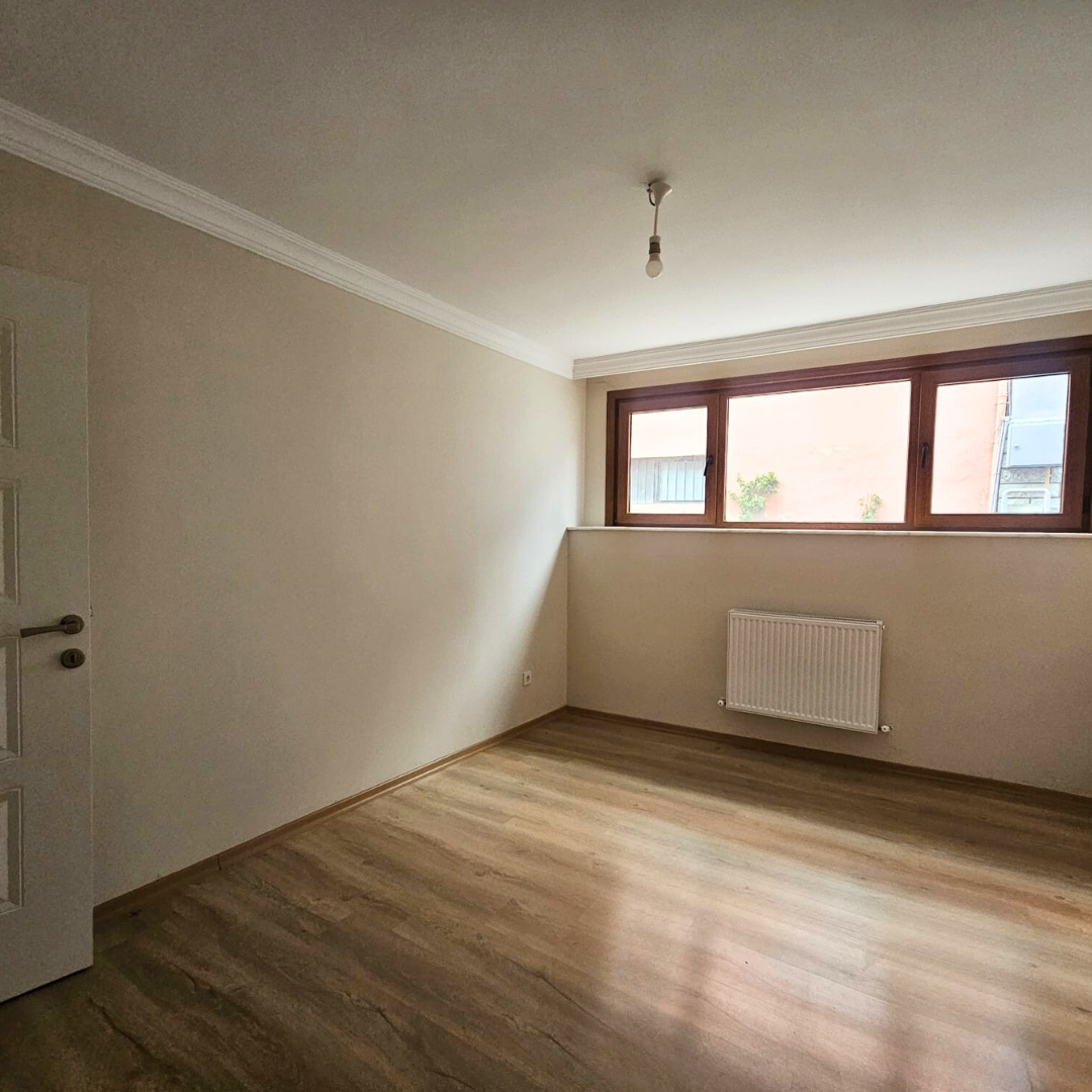 RUMELİHİSARI'NDA 4+1 MÜSATAKİL EV - 18