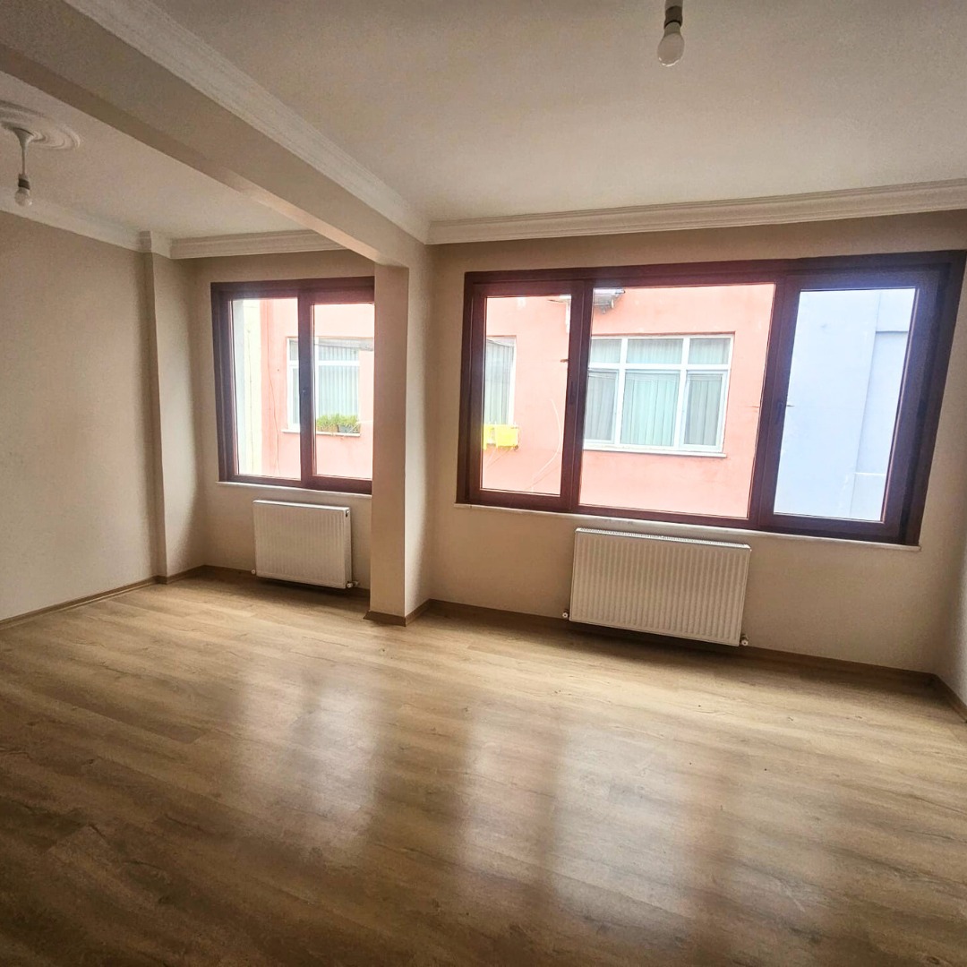 RUMELİHİSARI'NDA 4+1 MÜSATAKİL EV - 11