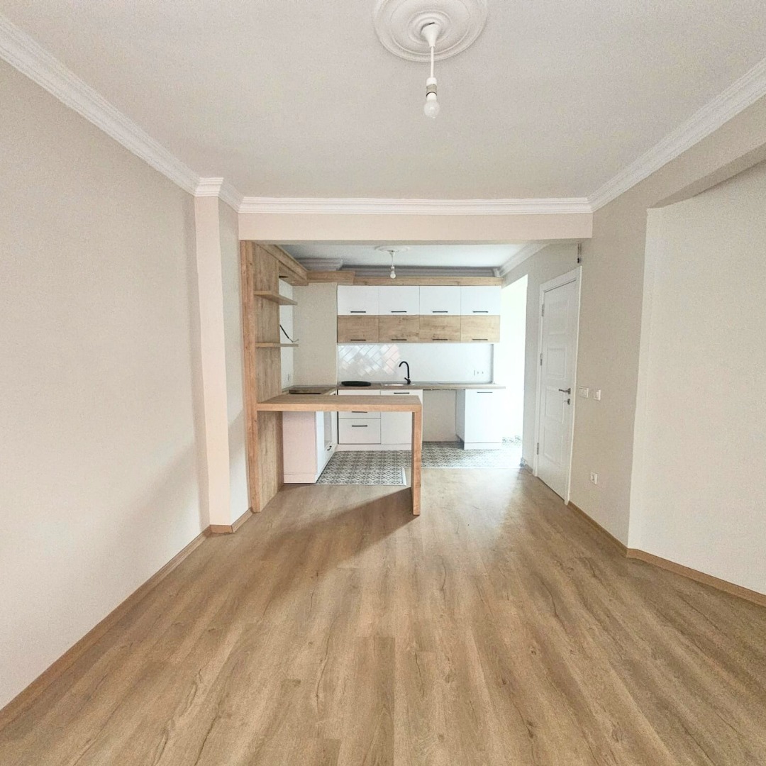 RUMELİHİSARI'NDA 4+1 MÜSATAKİL EV - 8