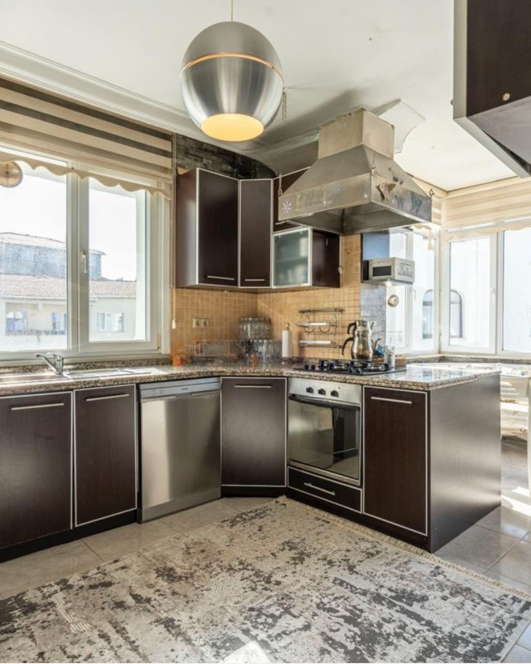 TARABYA'DA BOĞAZ VE KÖPRÜ MANZARALI 250 METRE 4+1  DAİRE - 6