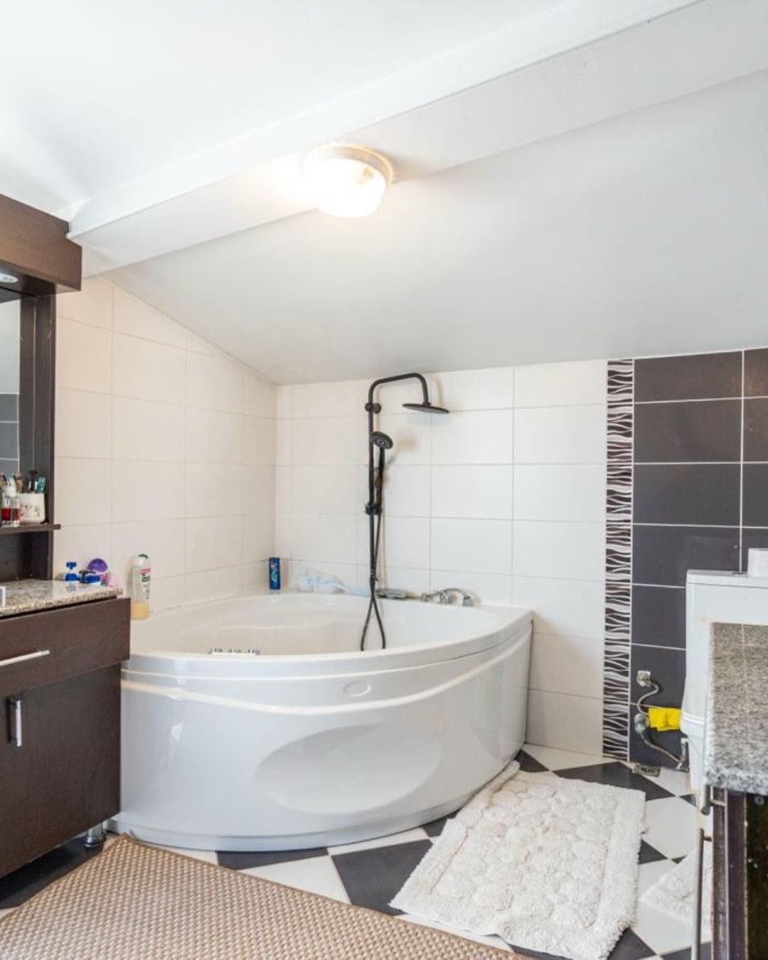 TARABYA'DA BOĞAZ VE KÖPRÜ MANZARALI 250 METRE 4+1  DAİRE - 9