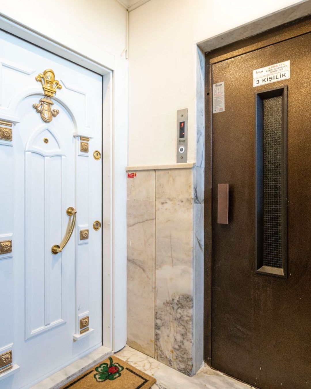 TARABYA'DA BOĞAZ VE KÖPRÜ MANZARALI 250 METRE 4+1  DAİRE - 14