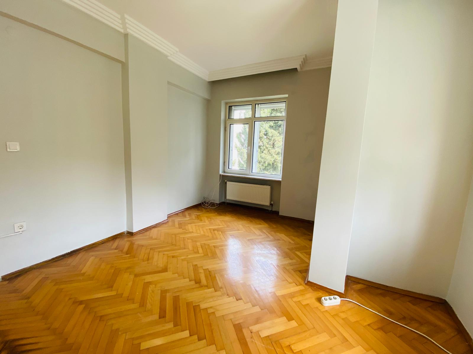 TARABYA'NIN EN NEZİH SOKAĞINDA.FERAH,AYDINLIK,5+1 ÇATI DUBLEKS - 13