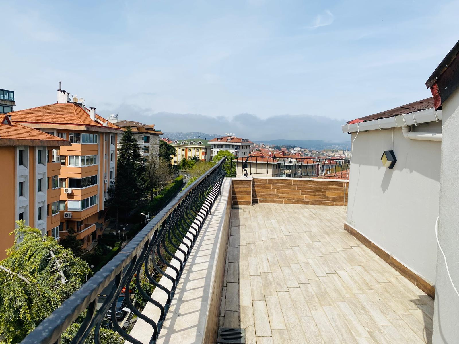 TARABYA'NIN EN NEZİH SOKAĞINDA.FERAH,AYDINLIK,5+1 ÇATI DUBLEKS - 15