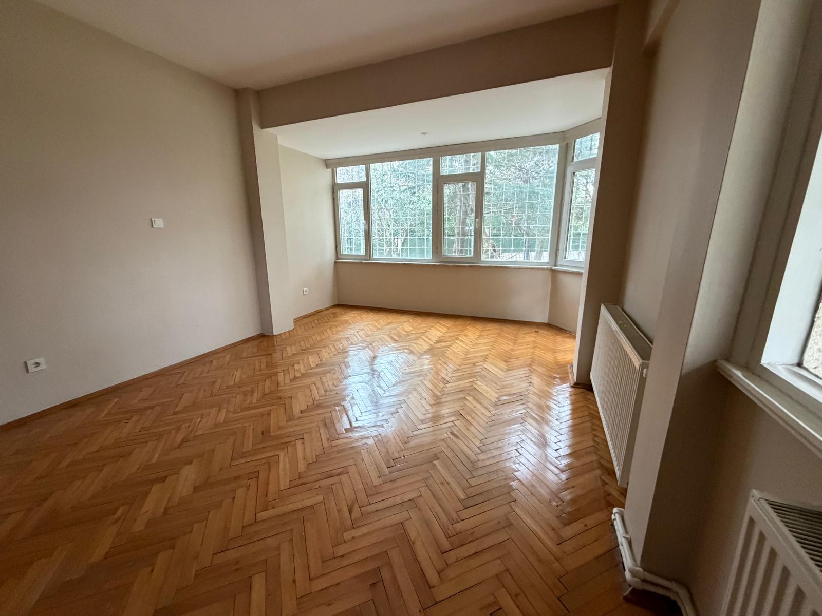 YENİKÖY OYMAK SİTESİNDE 2+1 DAİRE - 2