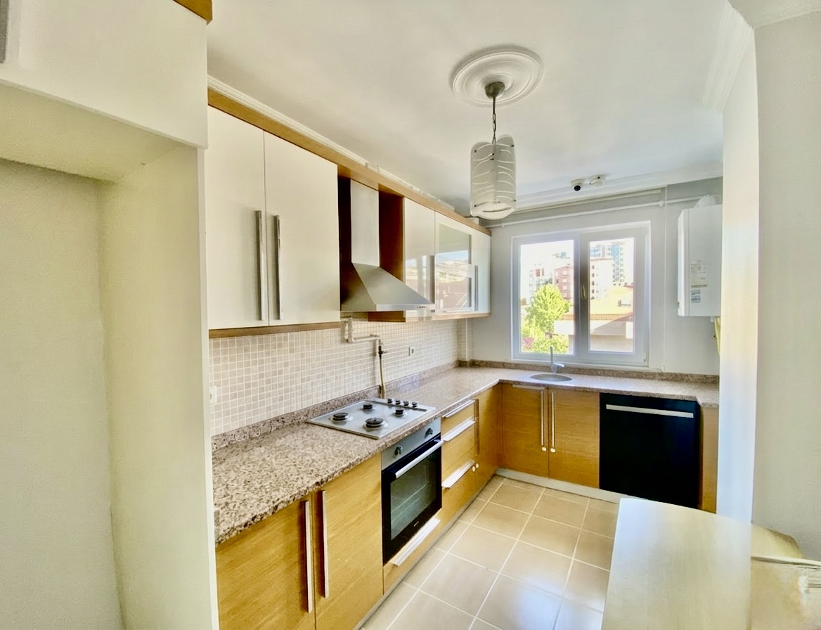 KAĞITHANE MERKEZ EGE SOKAK'TA 2+1 DAİRE - 4