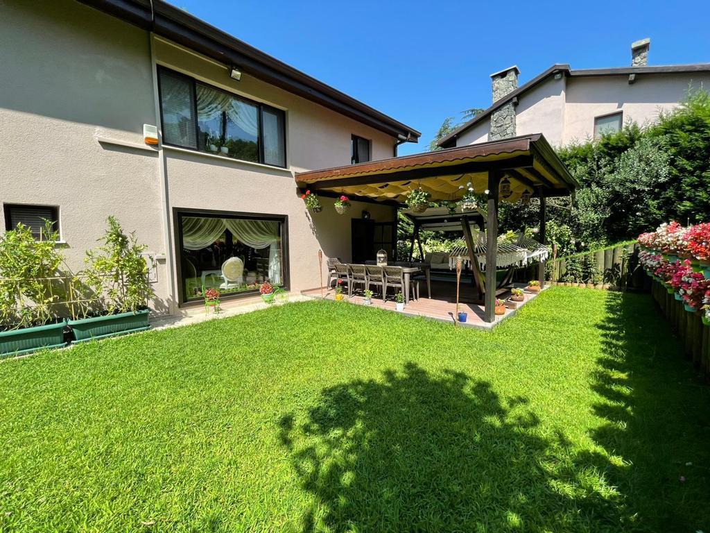 SAPANCA'DA 1200M2 BAHÇE İÇİNDE ÇOK ÖZEL BİR VİLLA - 38