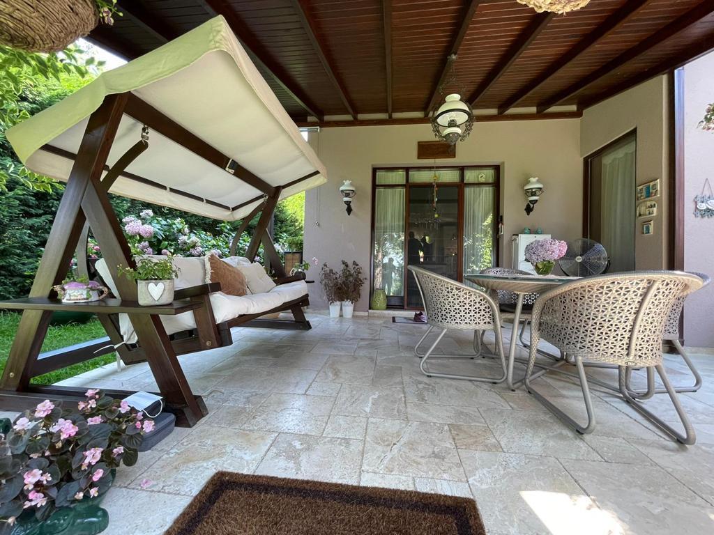 SAPANCA'DA 1200M2 BAHÇE İÇİNDE ÇOK ÖZEL BİR VİLLA - 11