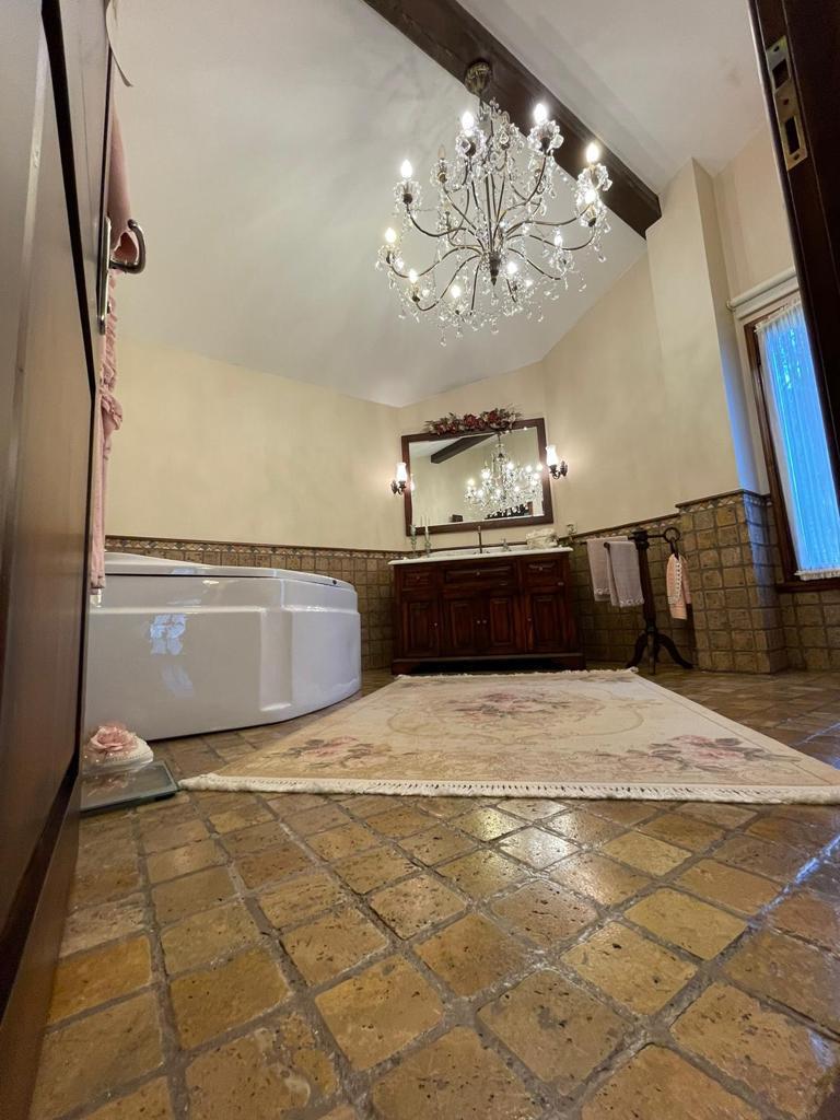 SAPANCA'DA 1200M2 BAHÇE İÇİNDE ÇOK ÖZEL BİR VİLLA - 25