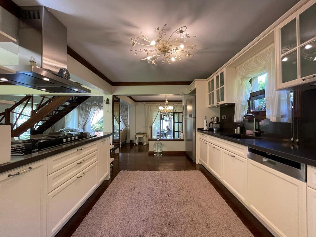 SAPANCA'DA 1200M2 BAHÇE İÇİNDE ÇOK ÖZEL BİR VİLLA - 12