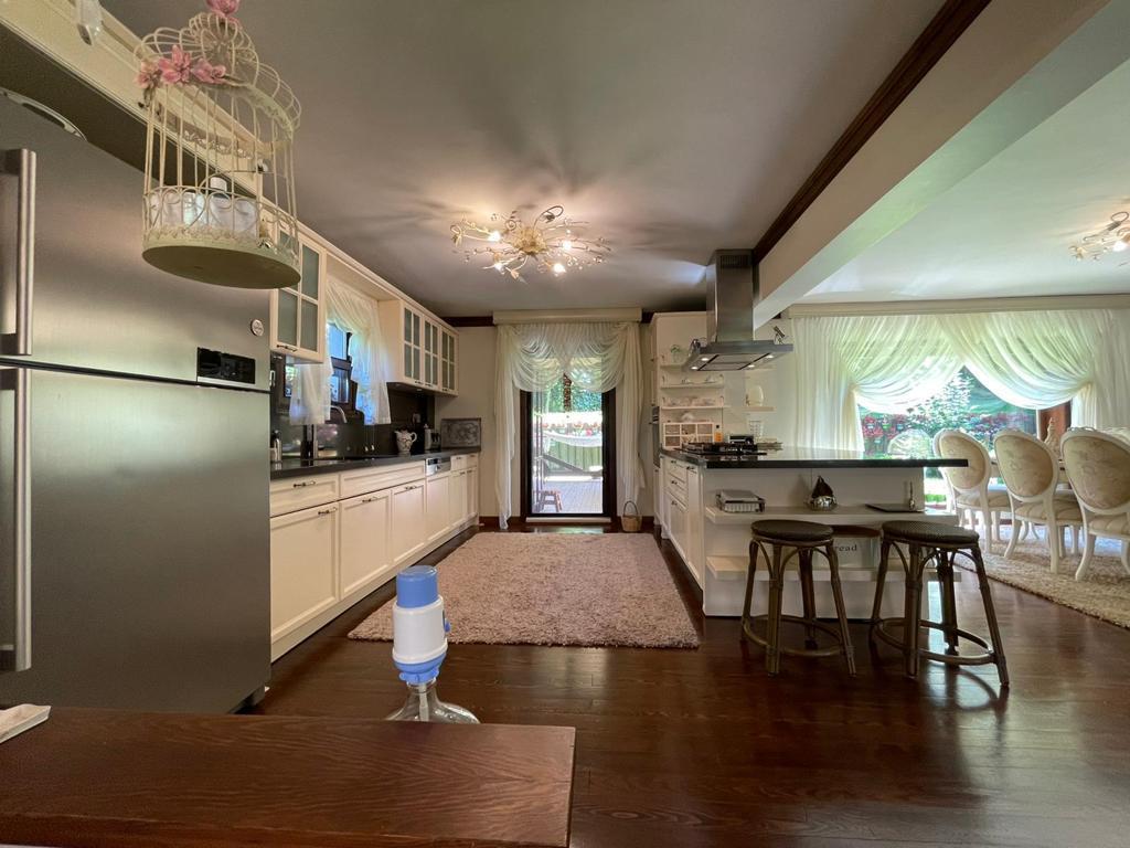 SAPANCA'DA 1200M2 BAHÇE İÇİNDE ÇOK ÖZEL BİR VİLLA - 21