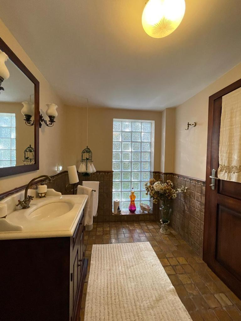 SAPANCA'DA 1200M2 BAHÇE İÇİNDE ÇOK ÖZEL BİR VİLLA - 27