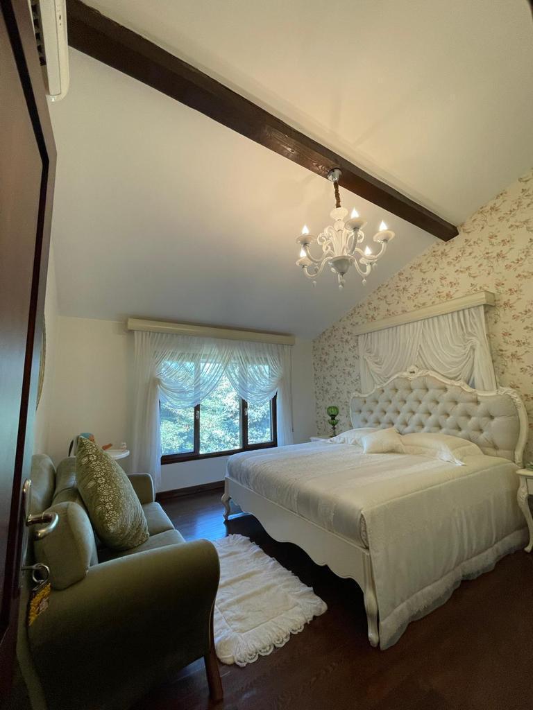 SAPANCA'DA 1200M2 BAHÇE İÇİNDE ÇOK ÖZEL BİR VİLLA - 28