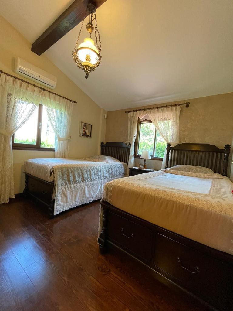 SAPANCA'DA 1200M2 BAHÇE İÇİNDE ÇOK ÖZEL BİR VİLLA - 37