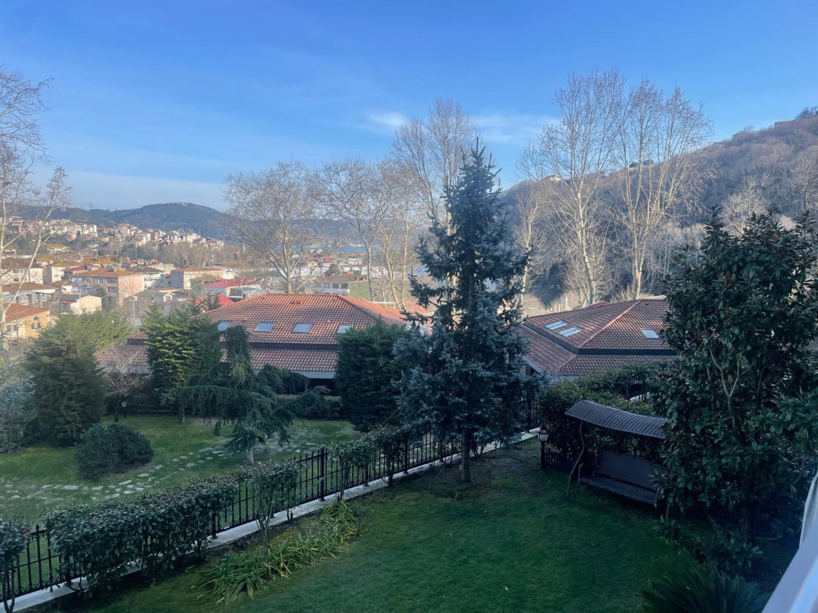 SARIYER'DE ORMANA KOMŞU SİTEDE GENİŞ VE MÜSTAKİL  BAHÇE KULLANIMLI DUBLEKS DAİRE - 12