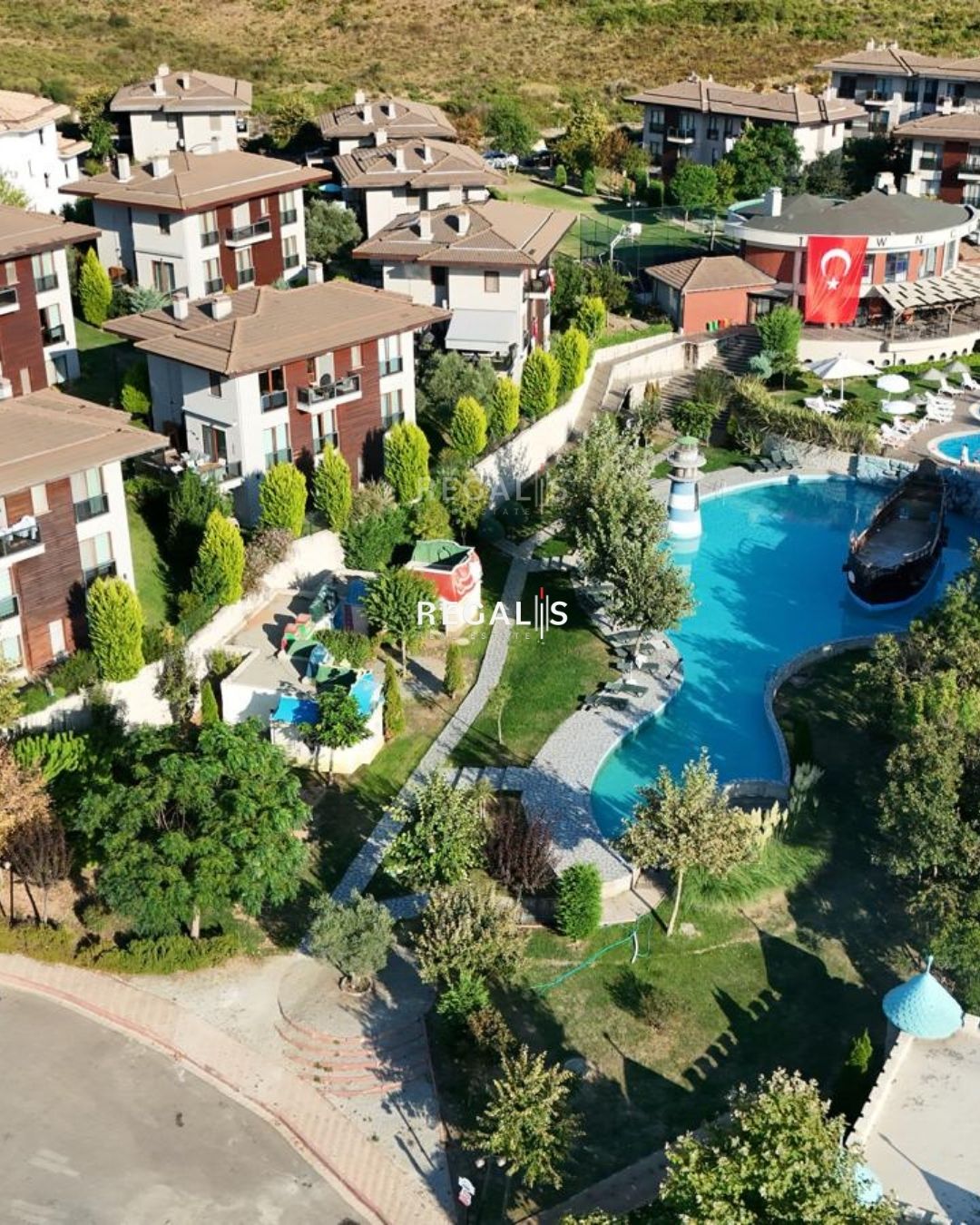 RİVA KIDS TOWN'DA KİRALIK BAHÇE DUBLEKS - 2