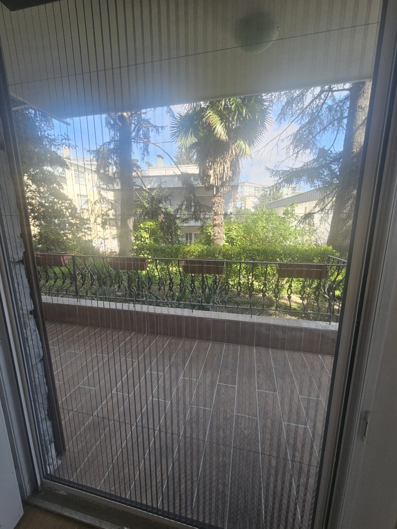 YENİKÖY'ÜN EN NEZİH SOKAĞINDA 2+1 BAHÇE KATI DAİRE