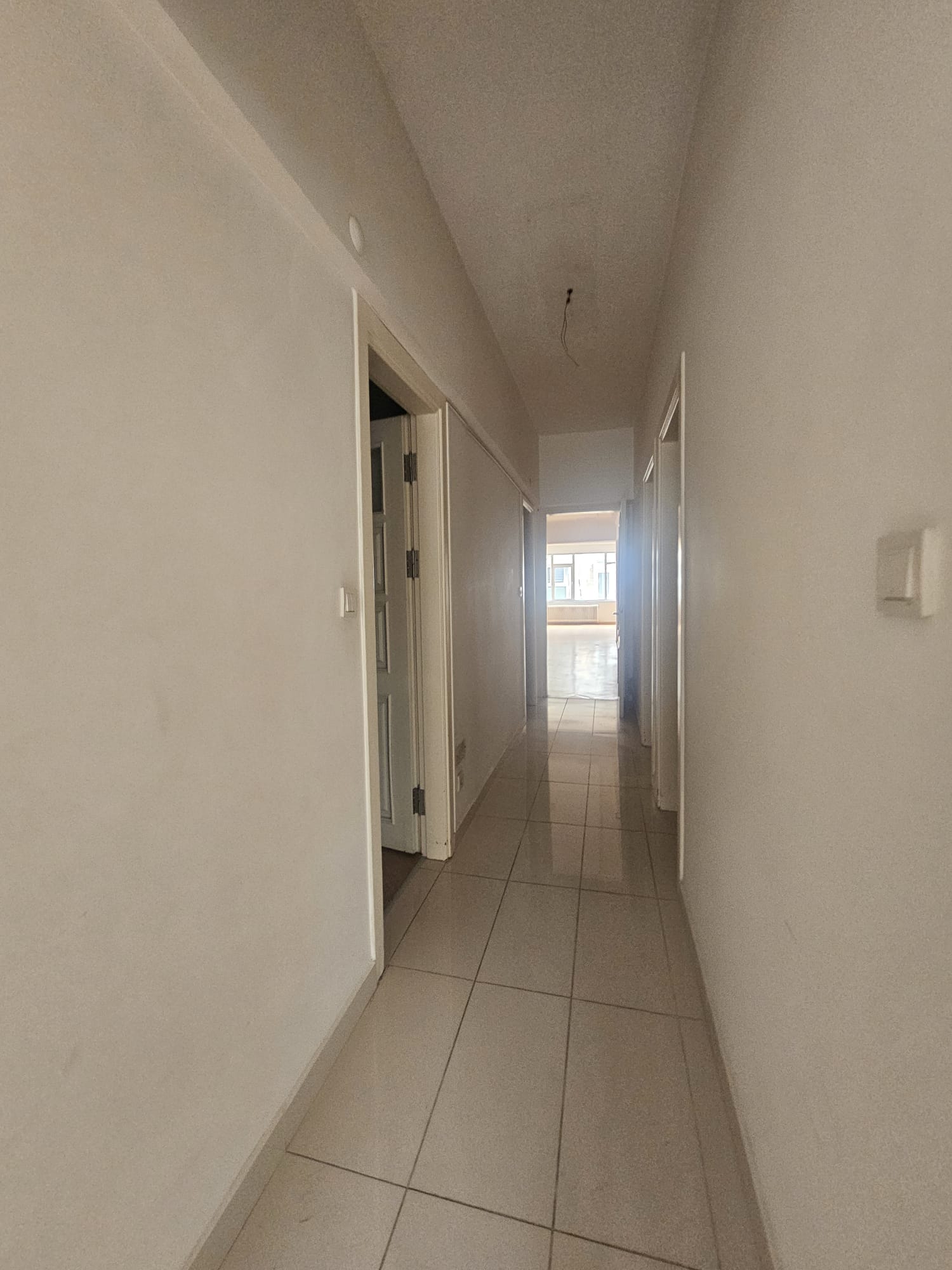 BEBEK'TE CADDEYE ADIM MESAFEDE  TEK TAPU 2 BAĞIMSIZ DAİRE - 17