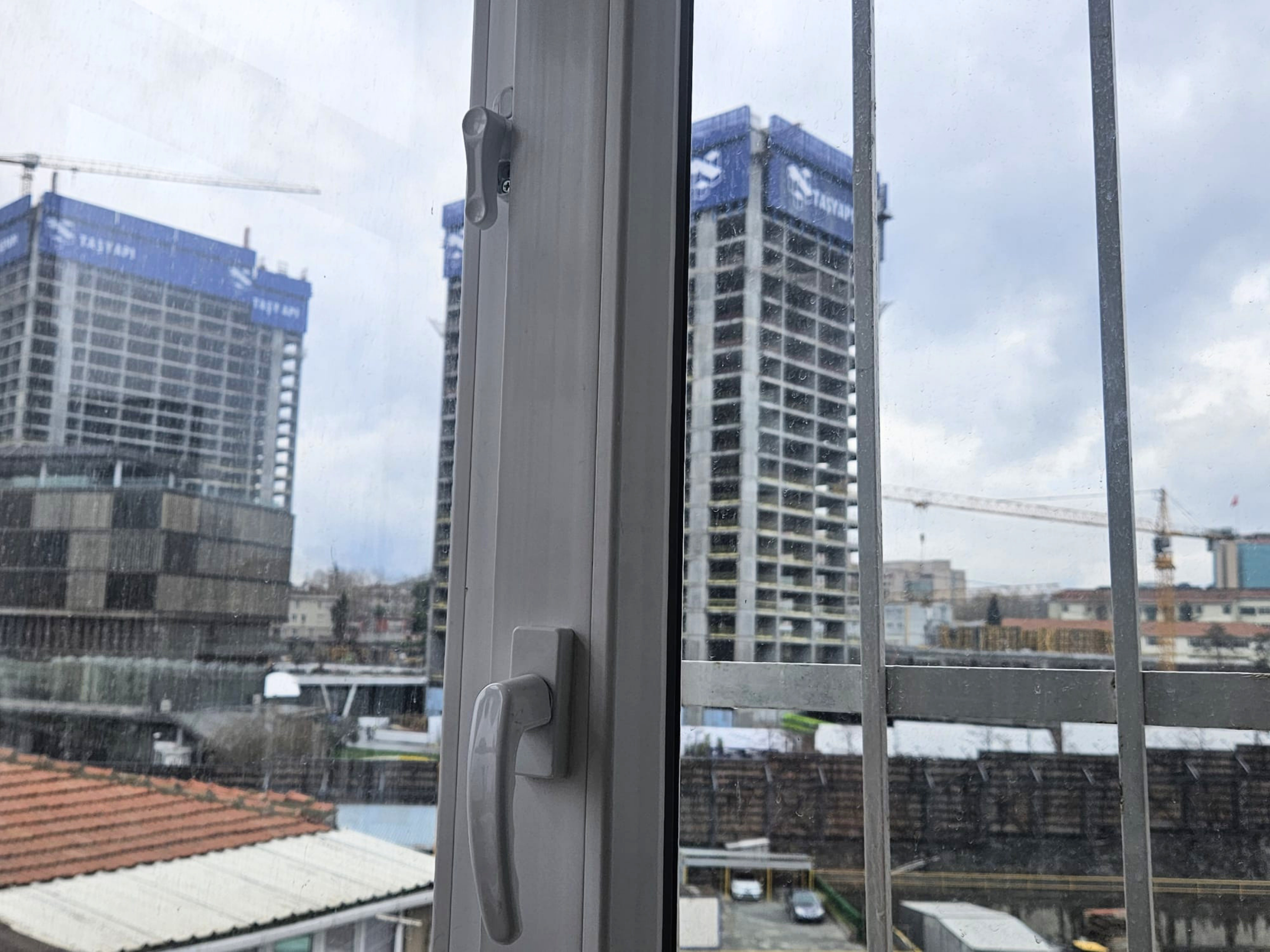 ŞİŞLİ PERİHAN SOKAK'TA ASANSÖRLÜ  3+1 DAİRE - 16