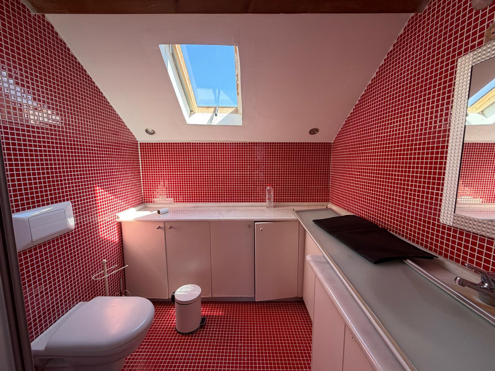 DEMİRCİKÖY SİNEMKÖY SİTESİNDE HAVUZLU 5+1 VİLLA - 8