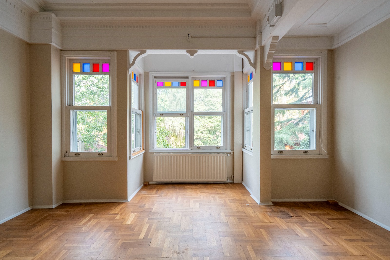 ÇENGELKÖY'DE TİCARİ KİRALIK KÖŞK - 3