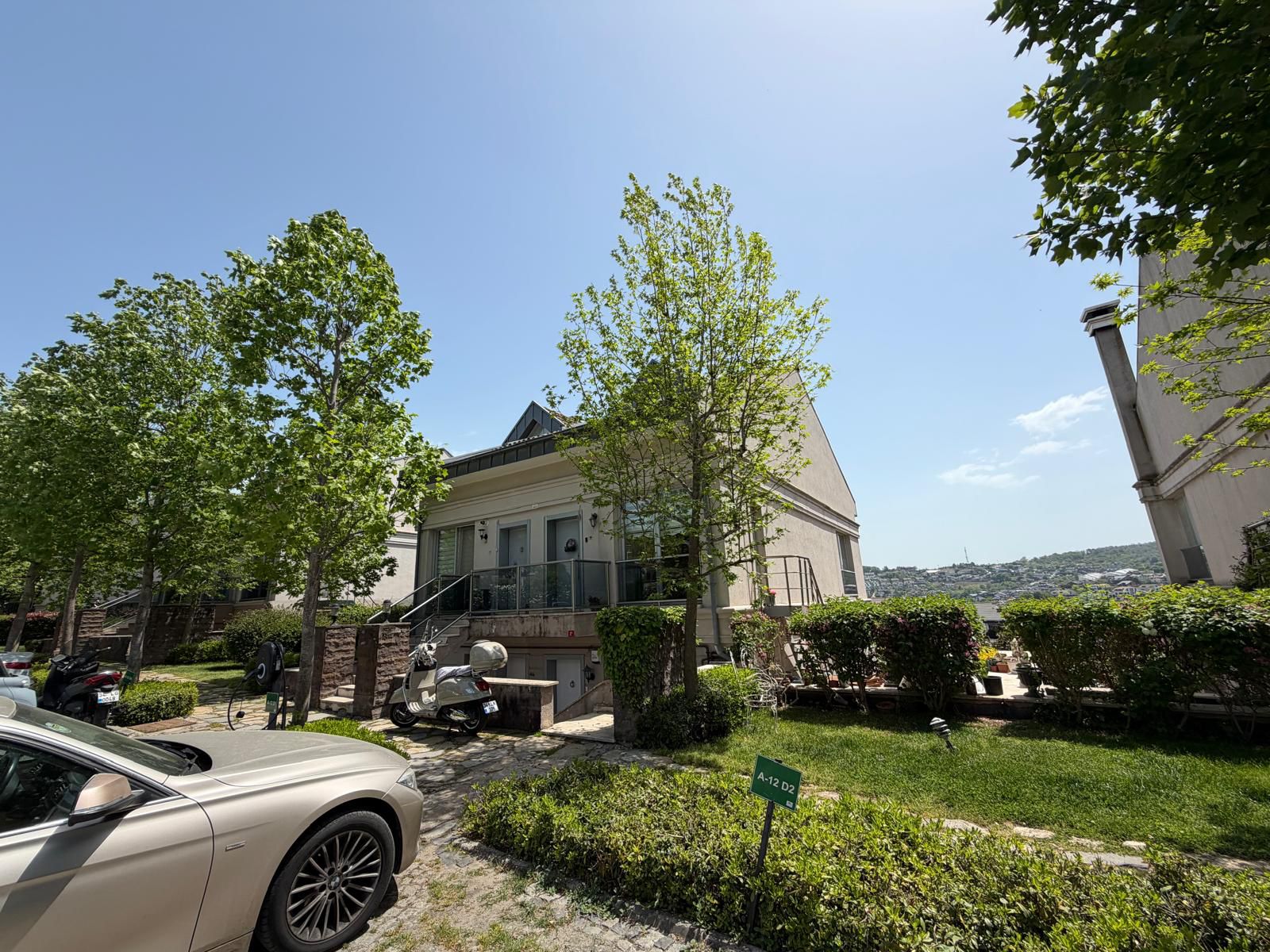 ZEKERİYAKÖY'DE  KİRALIK BAHÇE DUBLEKS DAİRE - 2