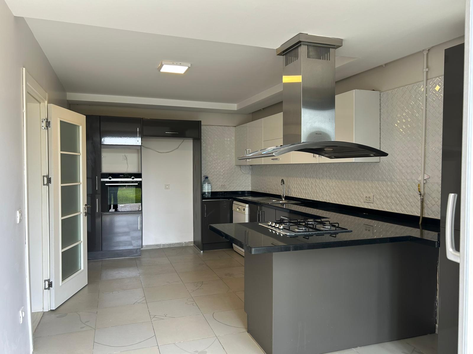 ZEKERİYAKÖY'DE  KİRALIK BAHÇE DUBLEKS DAİRE - 22