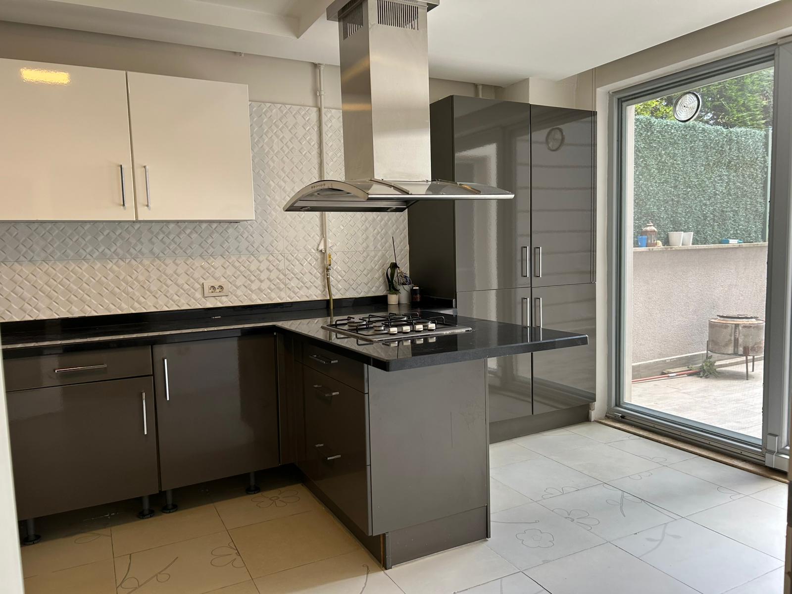 ZEKERİYAKÖY'DE  KİRALIK BAHÇE DUBLEKS DAİRE - 23
