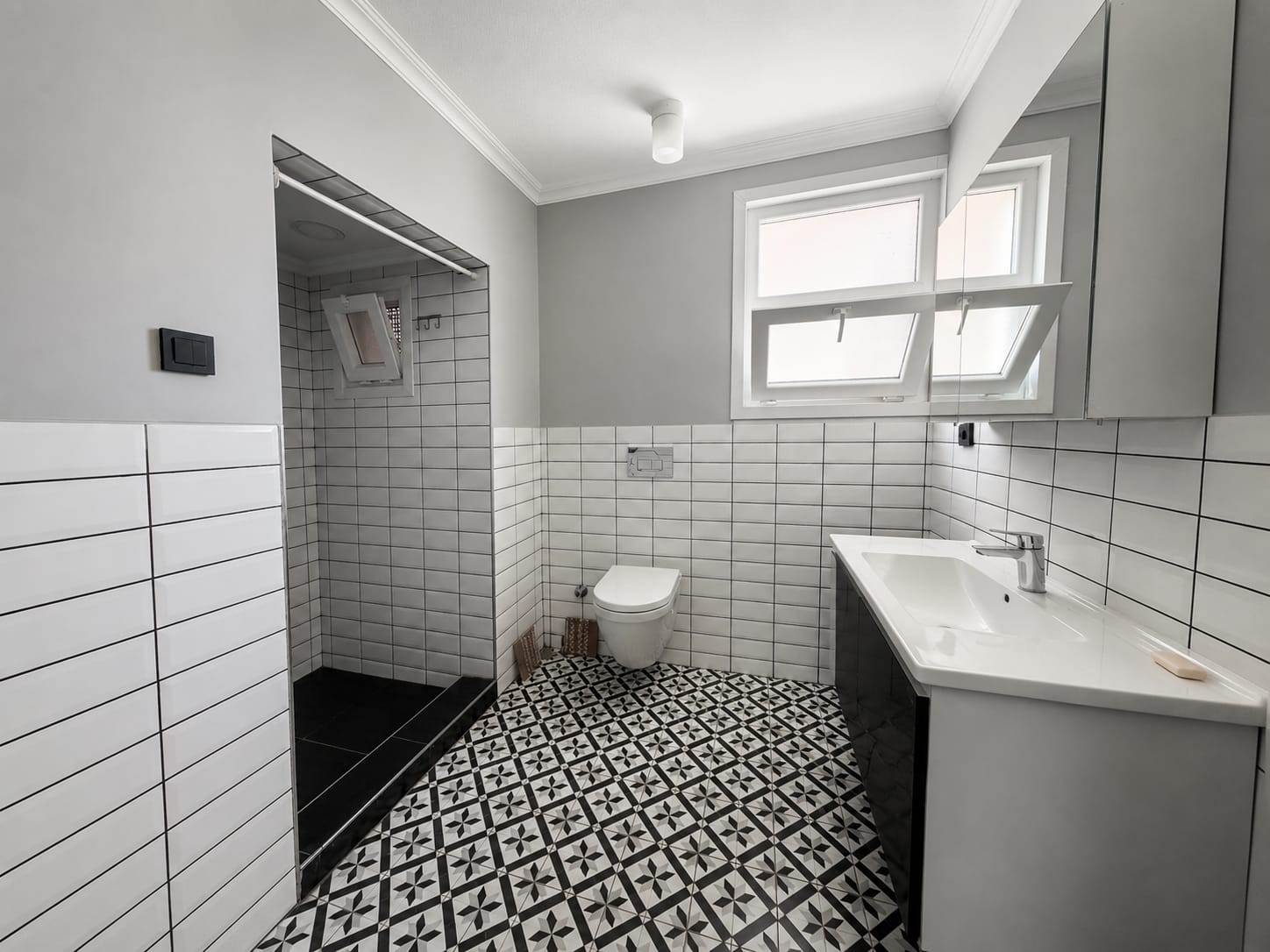 KIZ KULESİ VE BOĞAZ MANZARALI SATILIK 2+1 DAİRE - 18