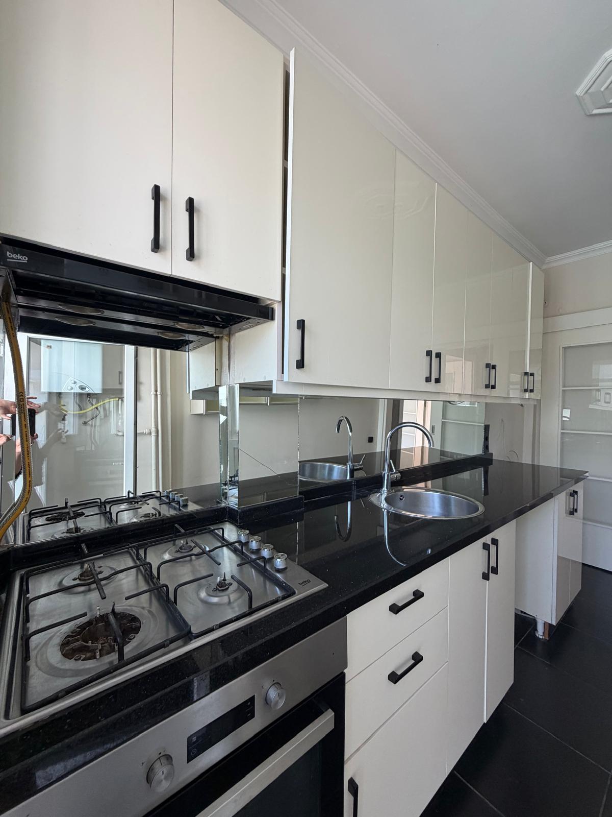 KIZ KULESİ VE BOĞAZ MANZARALI SATILIK 2+1 DAİRE - 11