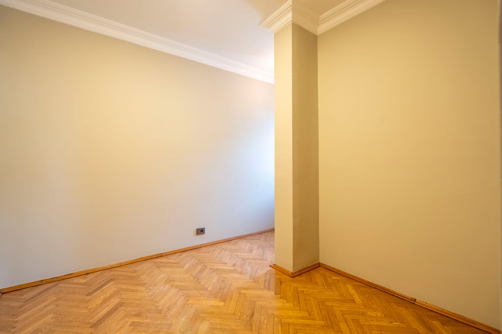 ETİLER PİRAMİT SİTESİ'NDE SATILIK YENİLENMİŞ ÇATI DUBLEKS - 4