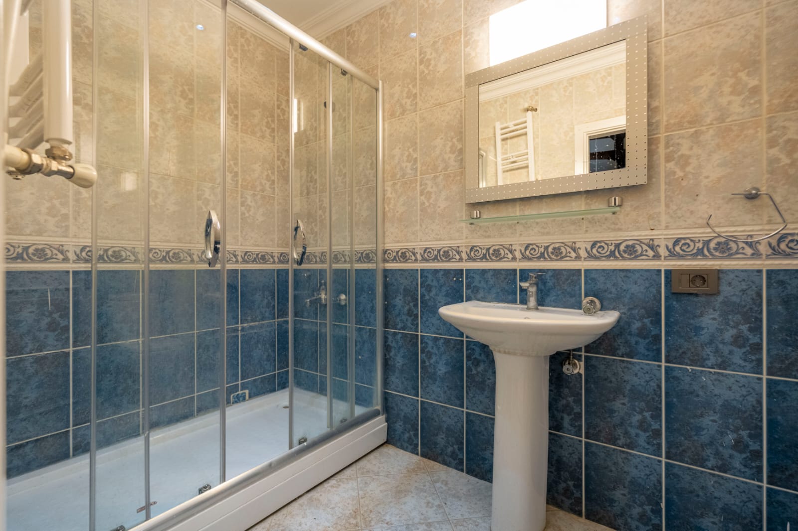 ETİLER PİRAMİT SİTESİ'NDE SATILIK YENİLENMİŞ ÇATI DUBLEKS - 17