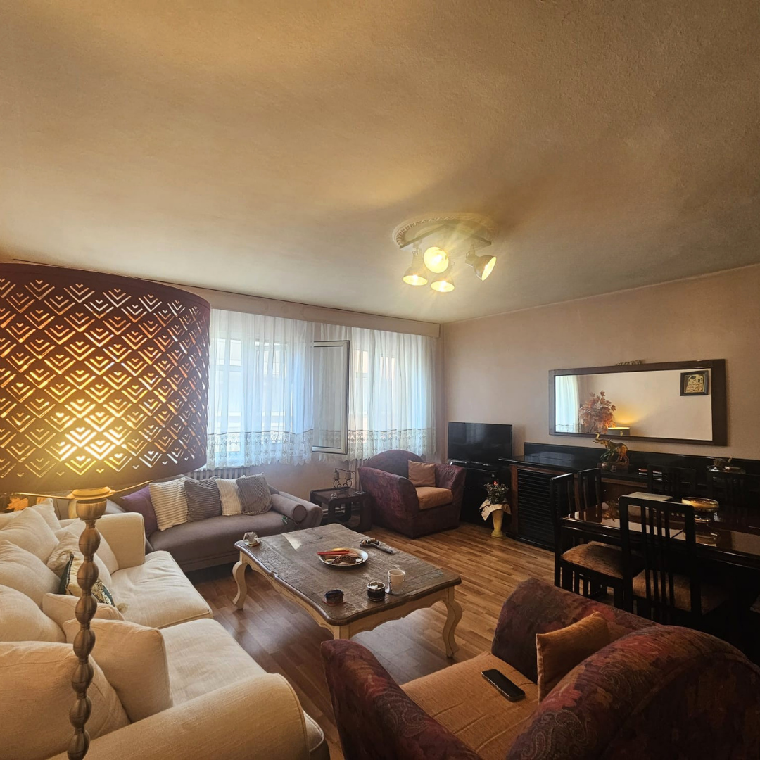 KURTULUŞ  KIR KAHYASINDA ÇİFT CEPHELİ 2+1 DAİRE - 2