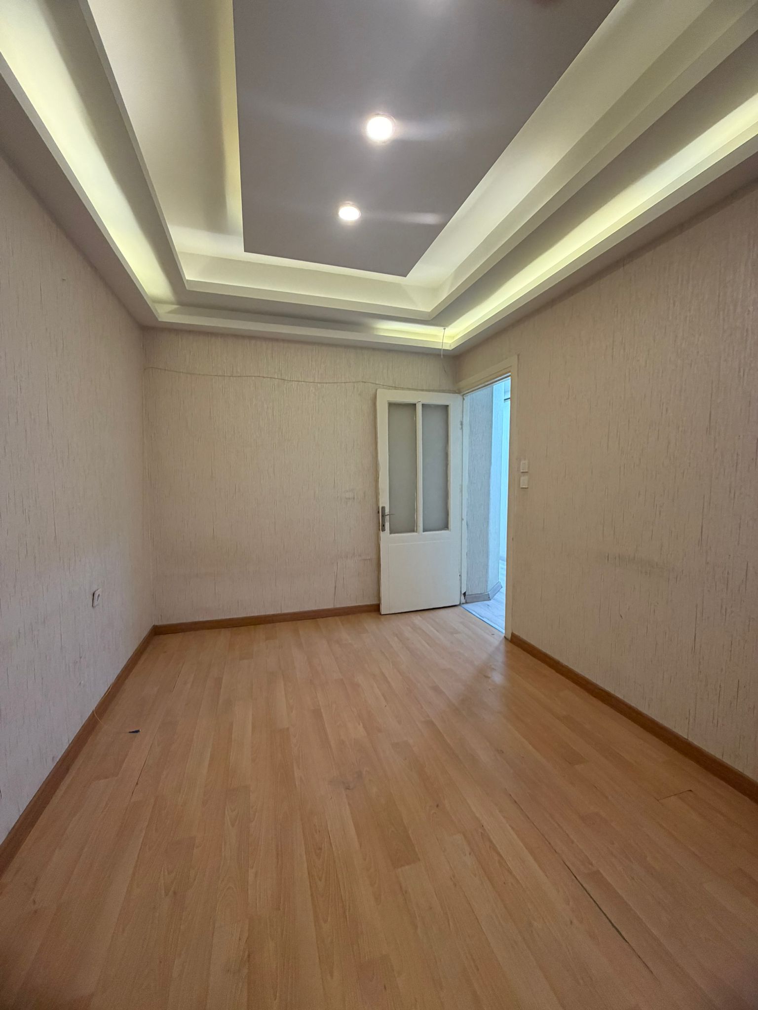 TAKSİM METROYA 3DK MESAFEDE  KİRALIK OFİS - 15