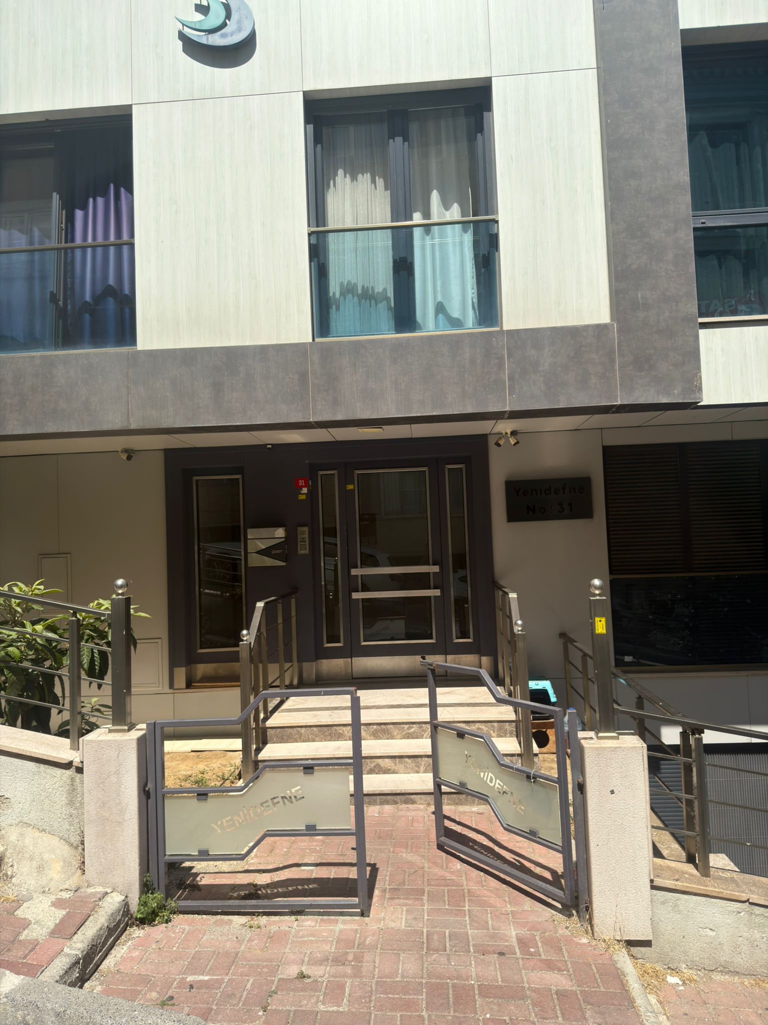 BEŞİKTAŞ YILDIZ'DA YENİ BİNA ÇİFT BALKON 2+1 DAİRE