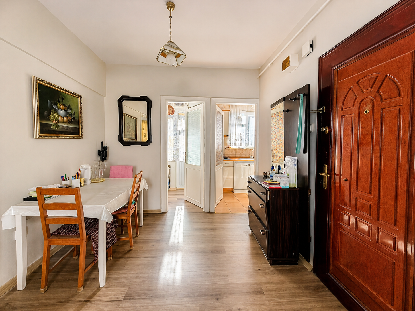 VİŞNEZADE'DE KİRALIK TEMİZ 2.5 +1 EŞYALI KİRALIK DAİRE - 4